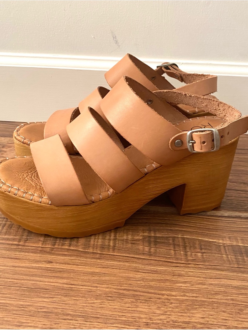 Light Tan Leather Platform Sandals - Classic Strappy Heels